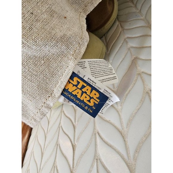 RARE Star Wars Plush Yoda 26" - Store Display 2013 Jumbo HTF Realistic Lucasfilm - Picture 12 of 12
